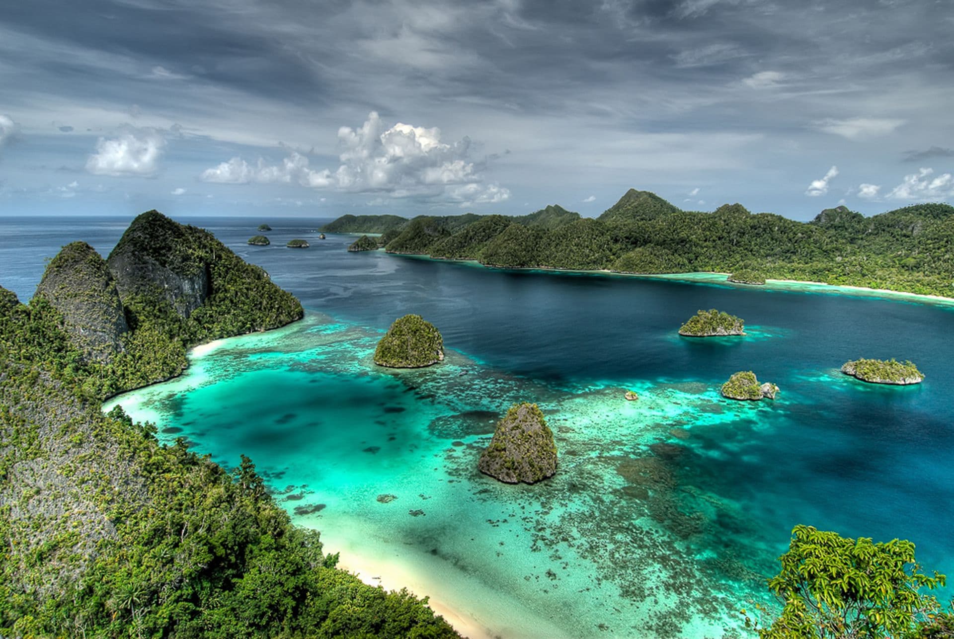 Mount Pindito, Wayag, Raja Ampat