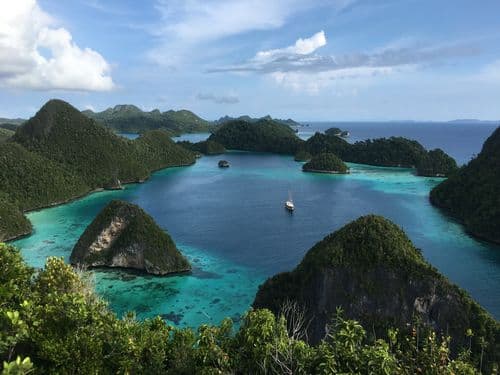 Wayag Lagoon, Wayag Island, Raja Ampat