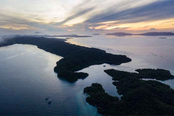 Yangeffo Island, Raja Ampat
